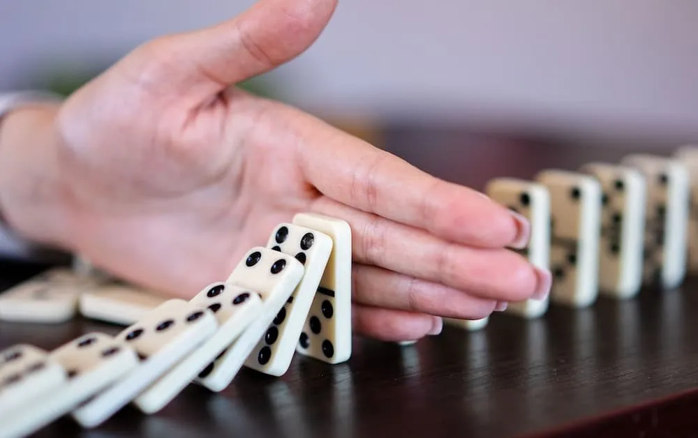 Identifying Potential Non-Compliance Risks for Your Website - domino