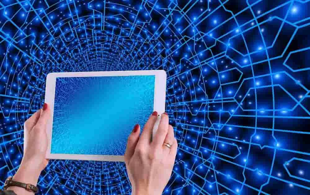 holding tablet
