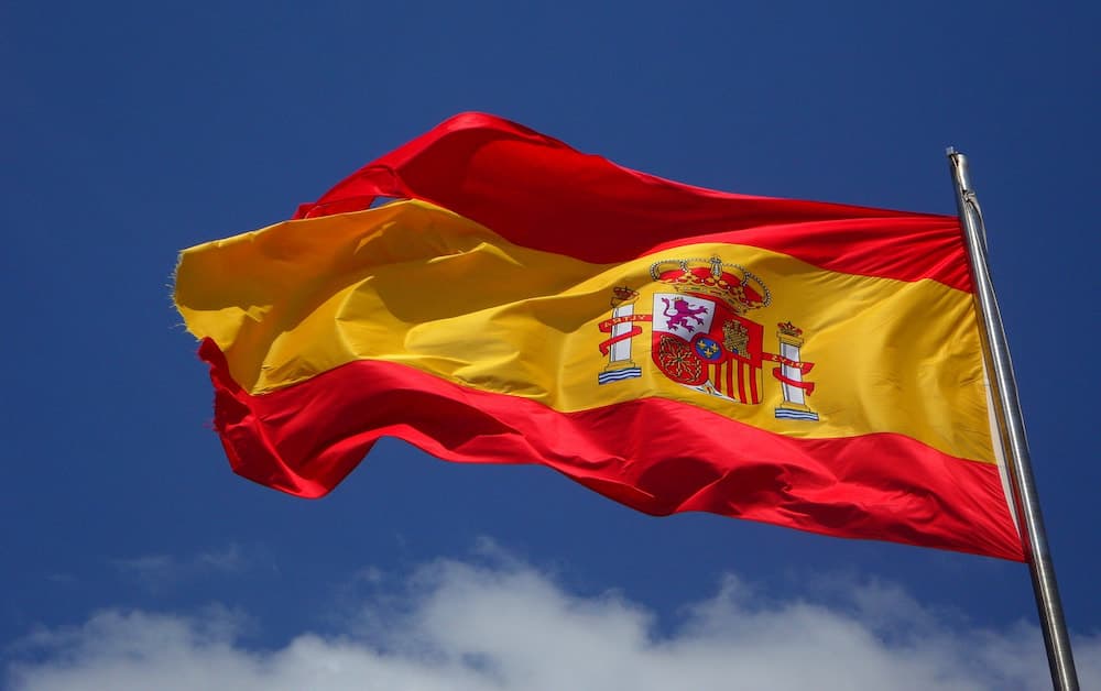 Pandectes GDPR Compliance for Shopify Stores - Gain insight into Spanish cookie laws- What you need to know - Spanish flag